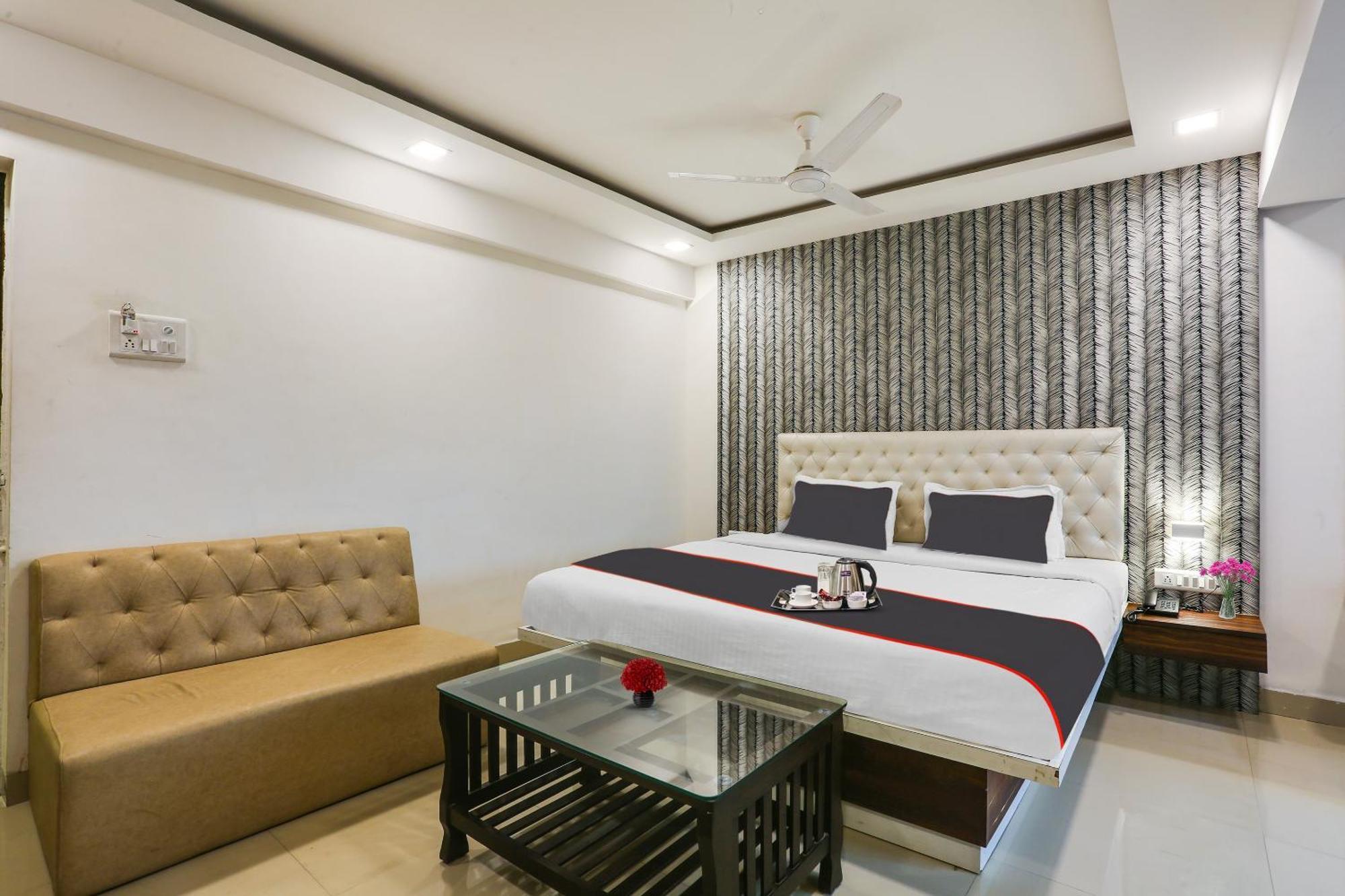 Capital O Arsh Executive Inn Mumbai Kültér fotó