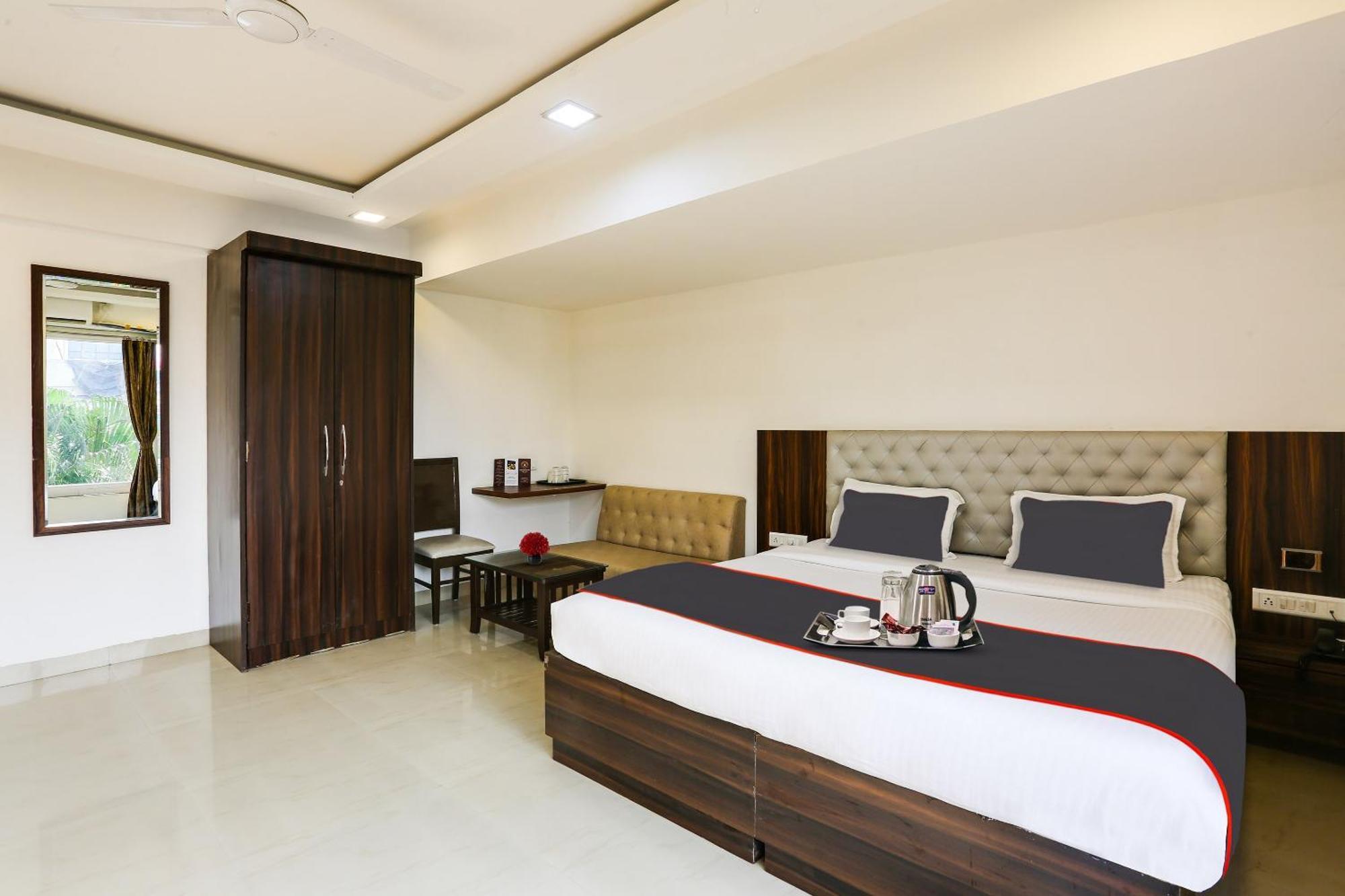Capital O Arsh Executive Inn Mumbai Kültér fotó