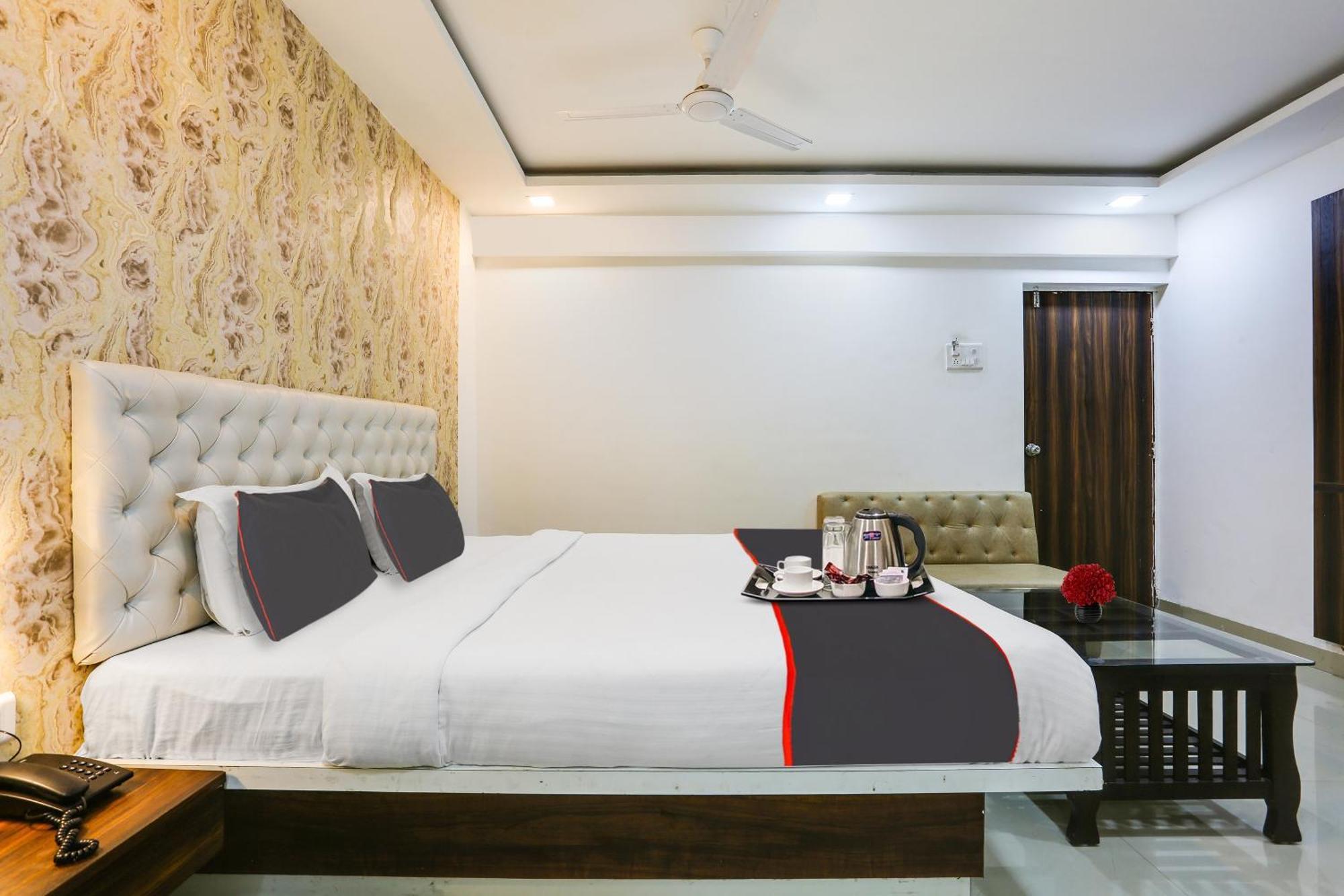 Capital O Arsh Executive Inn Mumbai Kültér fotó