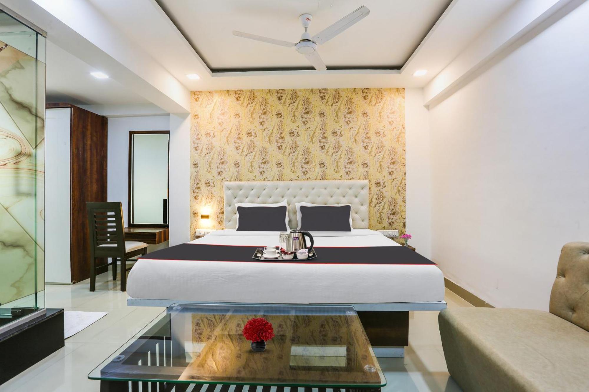 Capital O Arsh Executive Inn Mumbai Kültér fotó